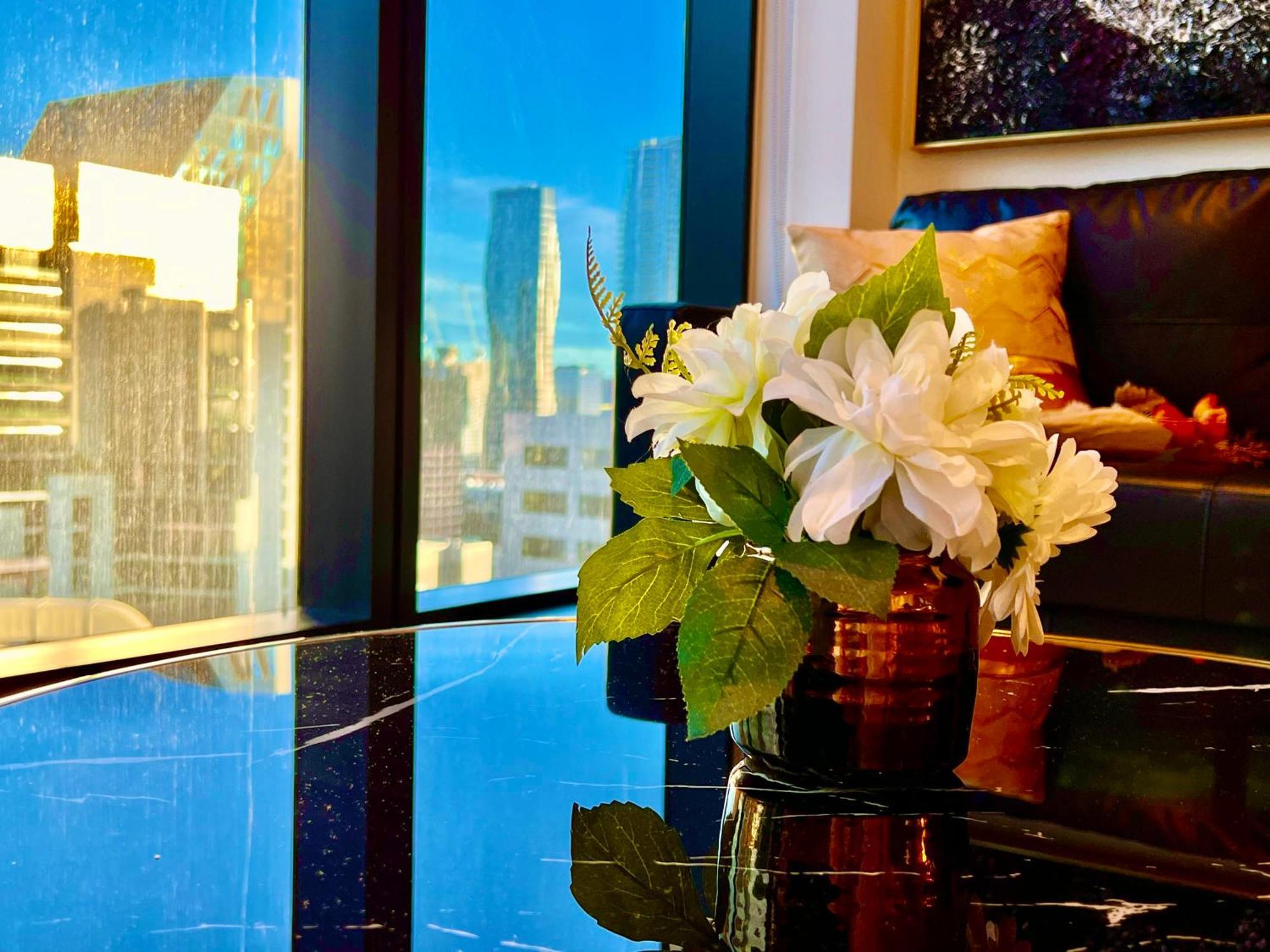 Highrise Best Location 2 Bedrooms & 2 Bathrooms Melbourne Exterior photo